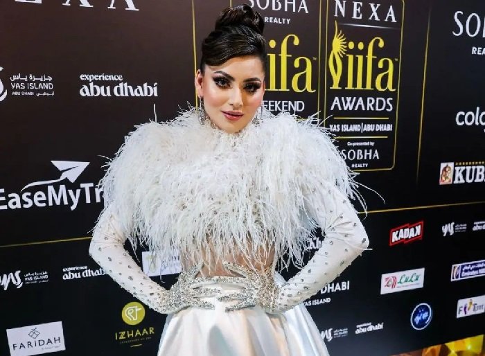 Urvashi Rautela Steals Attention at IIFA 2023 in White Atelier Zuhra Feather Gown Looking Like A Princess Elsa from Frozen