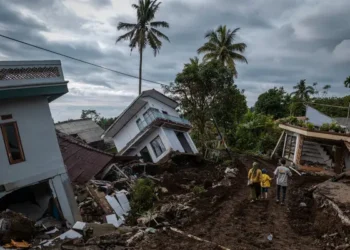 A 6.7 magnitude earthquake struck in Indonesia's Banda Sea on Wednesday, the United States Geological Survey said, with no immediate reports of damage or casualties.