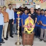 Sharad Malhotra, Director and President (Automotive Refinishes), Nippon Paint India with Vibgyor Team