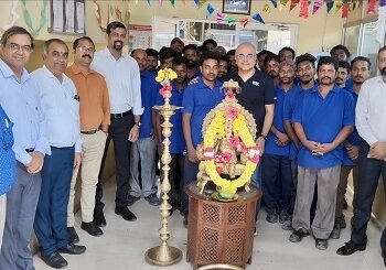 Sharad Malhotra, Director and President (Automotive Refinishes), Nippon Paint India with Vibgyor Team