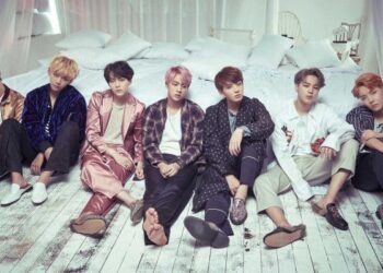 Passionate fans of BTS, the hugely popular Korean pop band, the girls, all aged 13 and students of Class 8 in a state-run school, decided to go all the way to Seoul, the South Korean capital, to meet their loved stars.