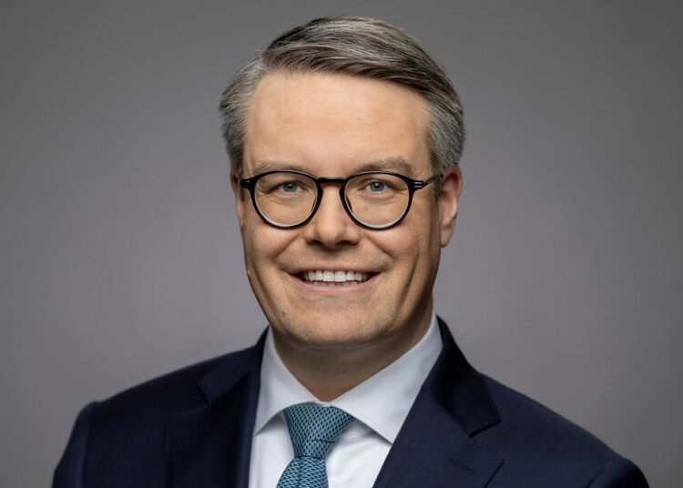 Lindner said that although Germany has restrictions on weapons exports, it looks favourably on applications from German firms to sell arms to India and is also looking to reform its arms export rules.