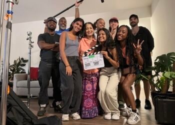 Cast & crew of Pleats